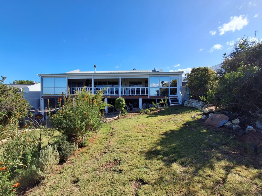 4 Bedroom Property for Sale in Stilbaai Wes Western Cape